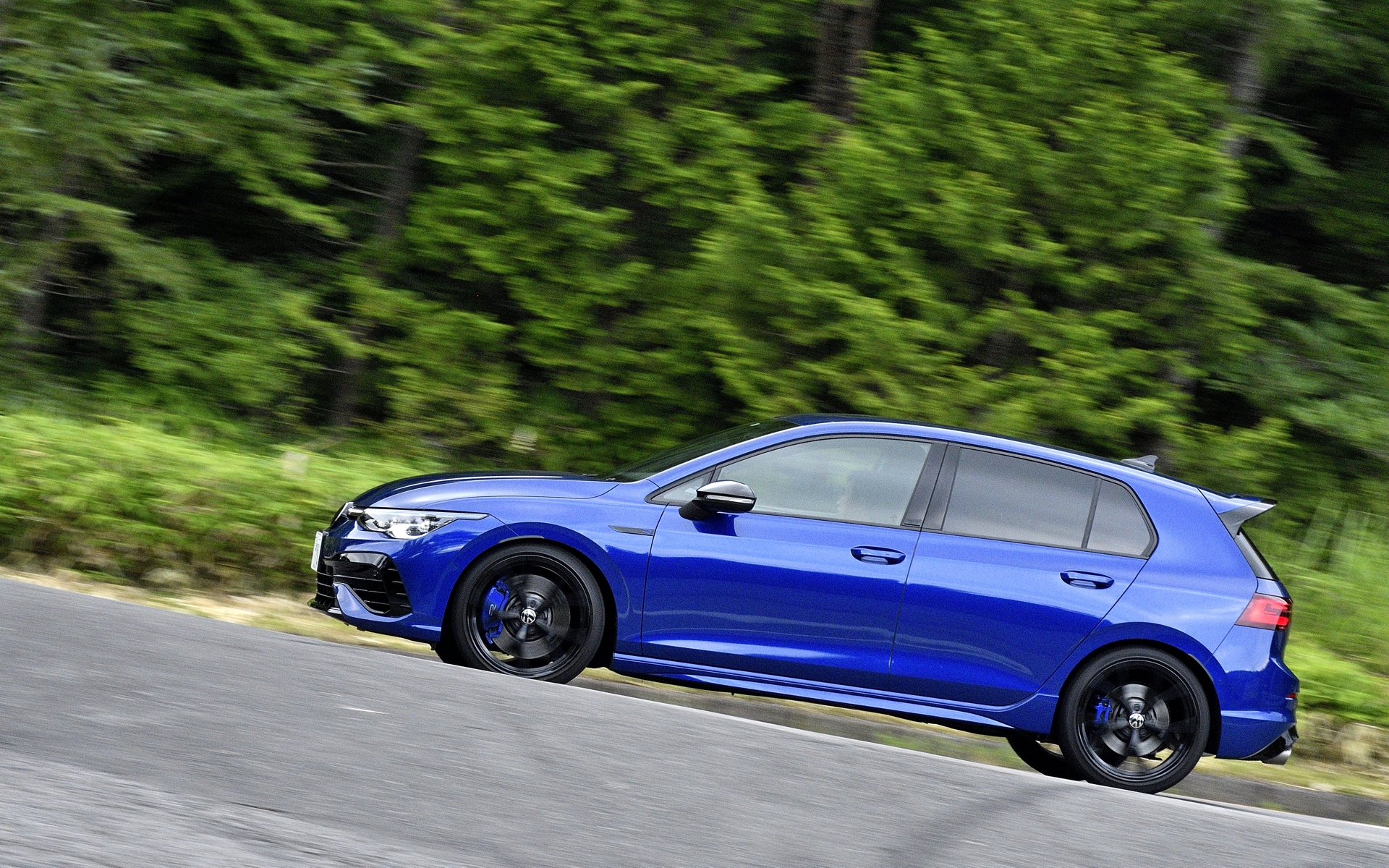 ワインディングロードで試乗してみた