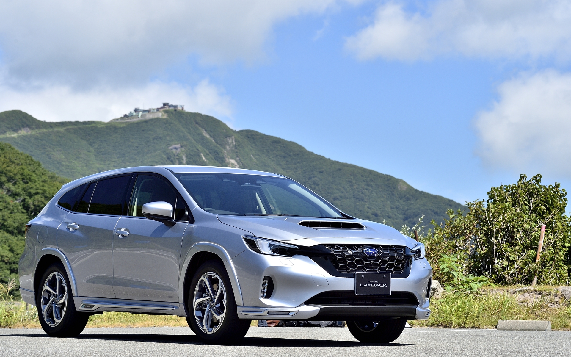 レヴォーグ レイバック（プロトタイプ）純正アクセサリー装着車