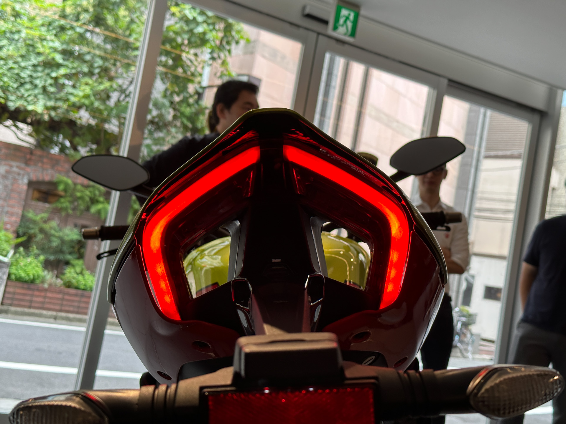 世界限定630台となる「ドゥカティ・ストリートファイターV4ランボルギーニ」