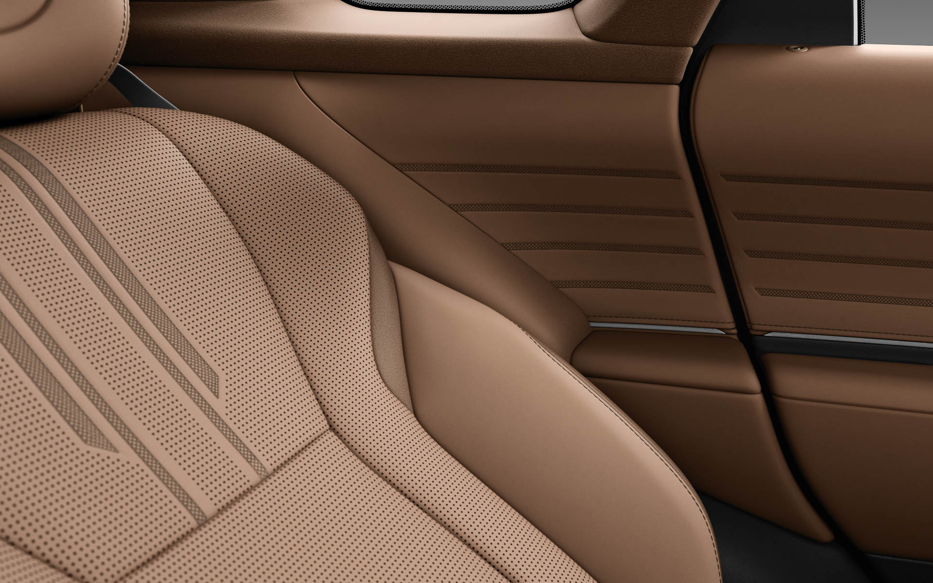 シート刺繍：リアシート・トリム