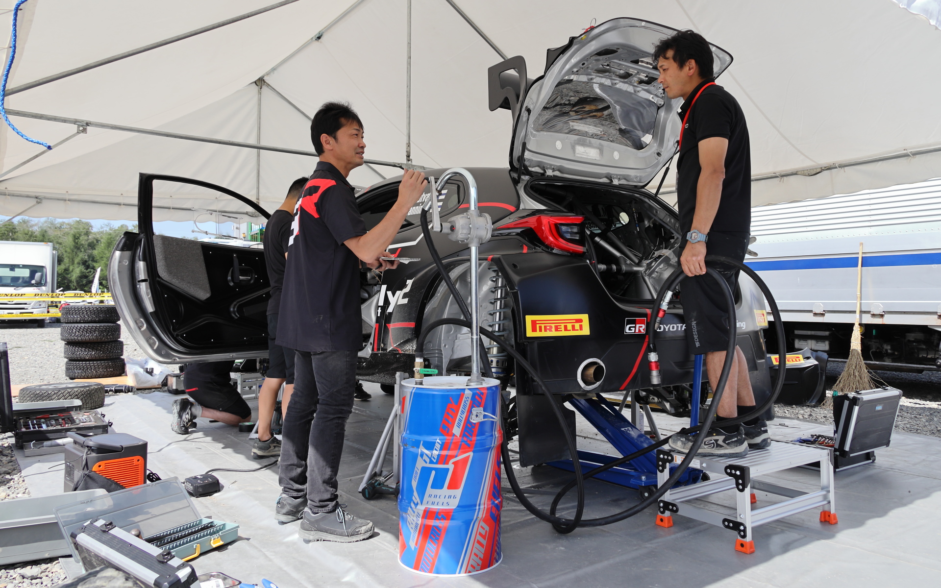 整備の進む新型WRC2車両「GRヤリス ラリー2」