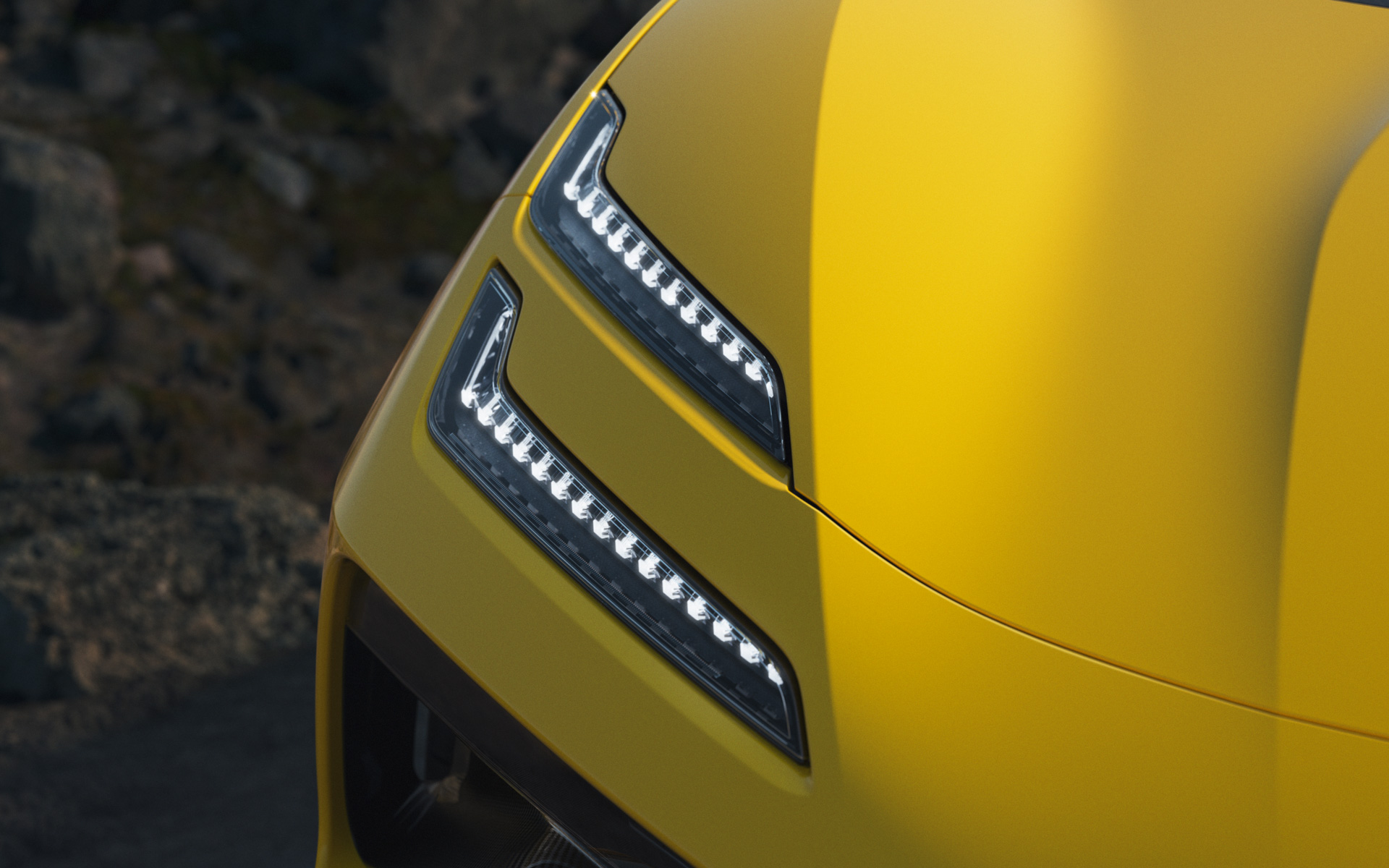 4ドアクーペの新型EV「エメヤ」