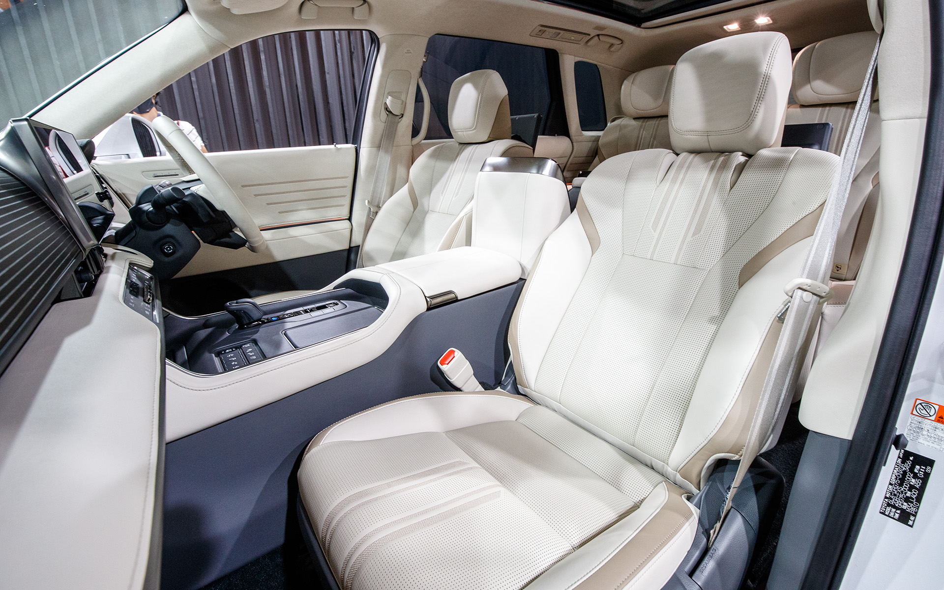 フロントシート