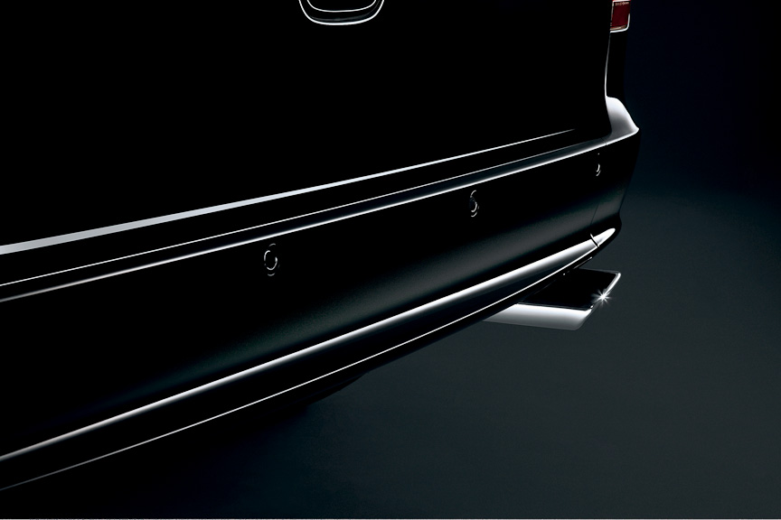 専用のクロームエグゾーストエンド