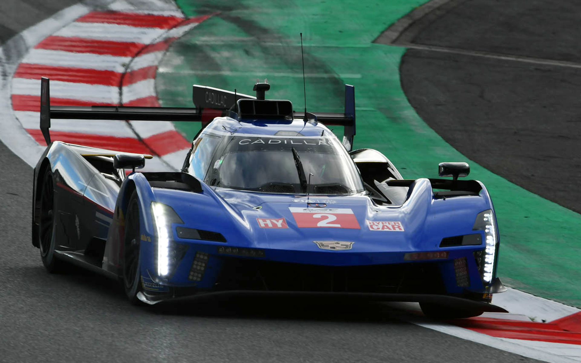 2号車 キャデラック V-LMDh