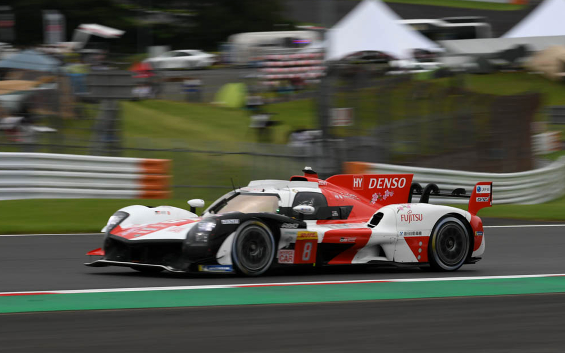 予選2位となった8号車 GR010 HYBIRD（セバスチャン・ブエミ/ブレンドン・ハートレー/平川亮）