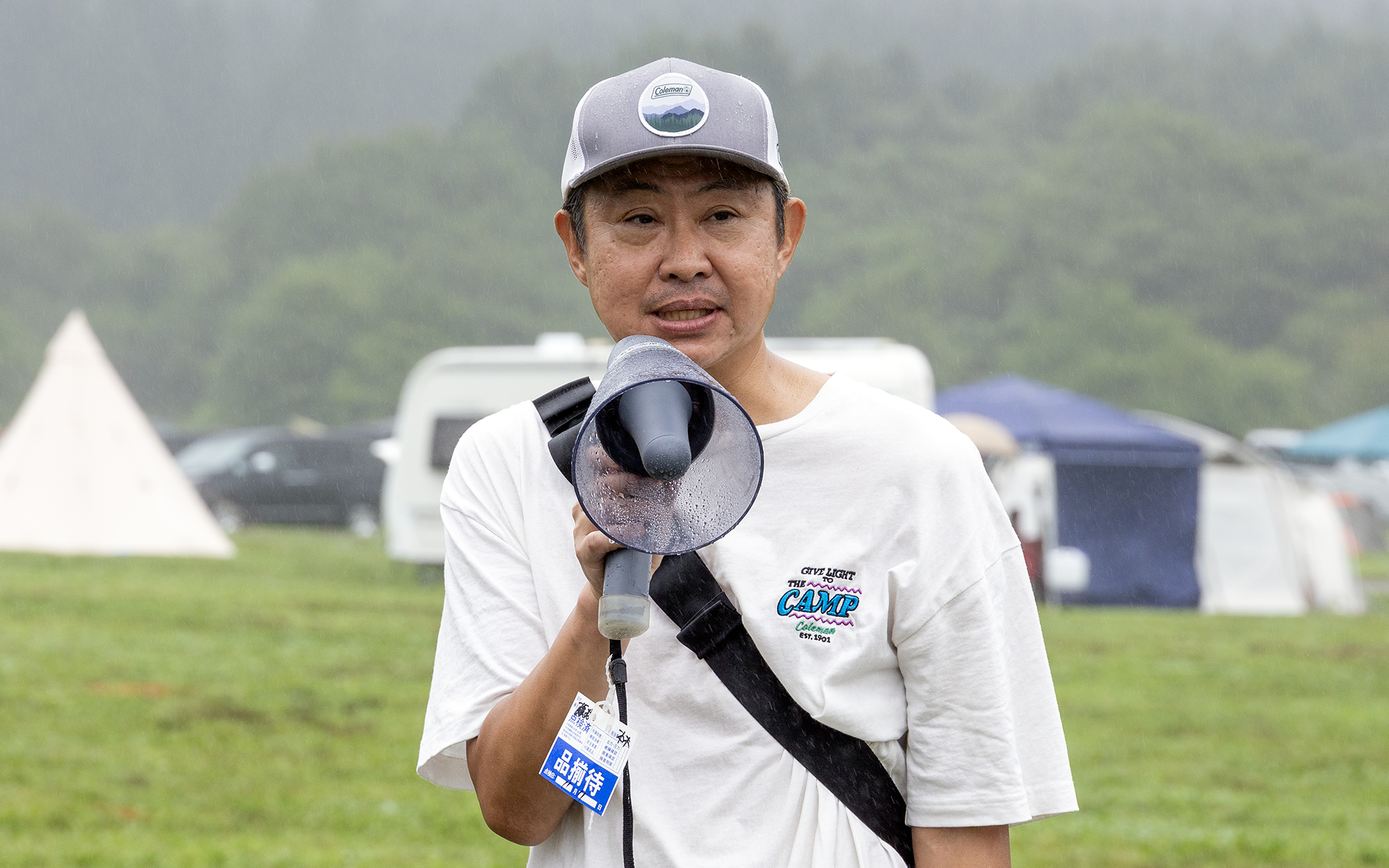 コールマンの佐藤氏からはグレージュカラーについての説明が行なわれた