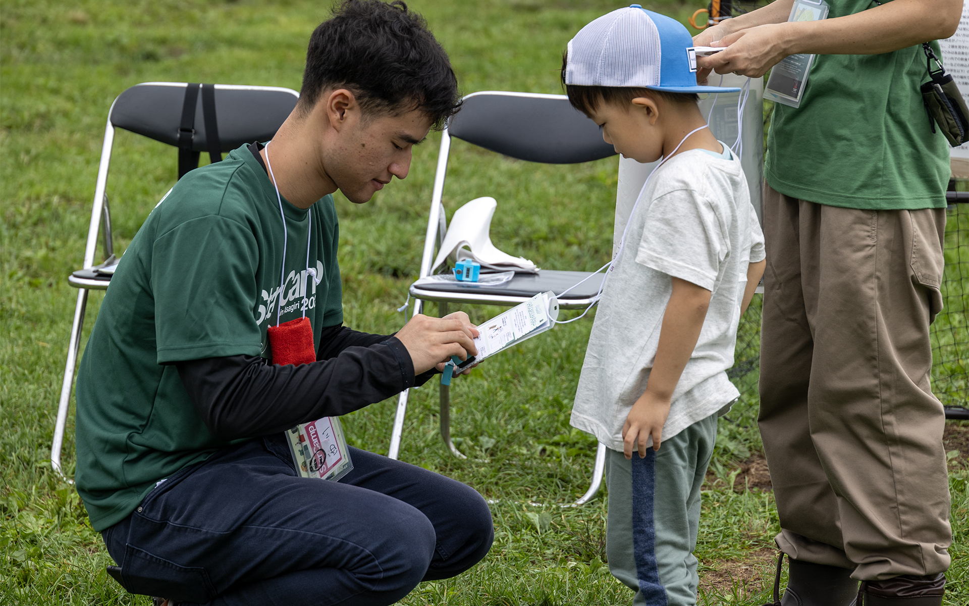 スタンプラリーも行なっていた。スタンプを押すスタッフがどこにいるかのヒントが用紙に書いてあり、それを解きながらまわるクイズ形式