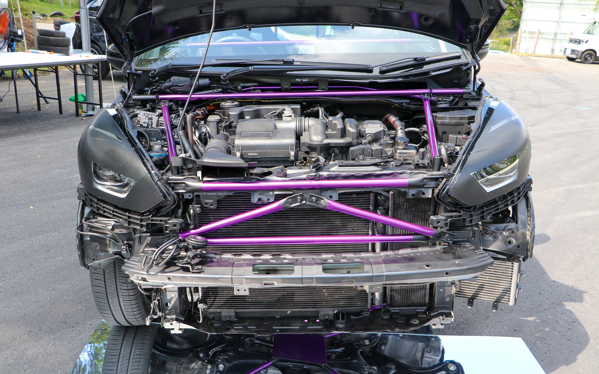 フロントまわりの補強バー