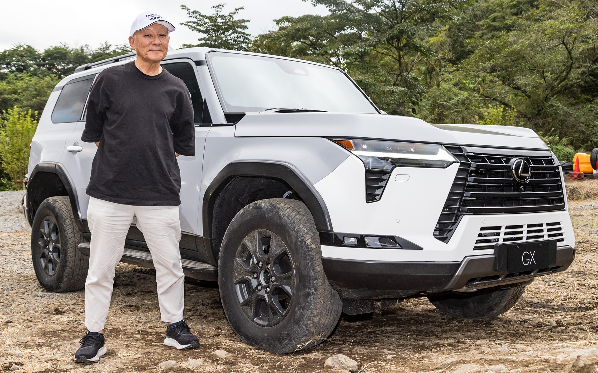 堂々たるオフロードモデルとなった新型GX。直線基調のデザインを好ましく思う人は多いだろう