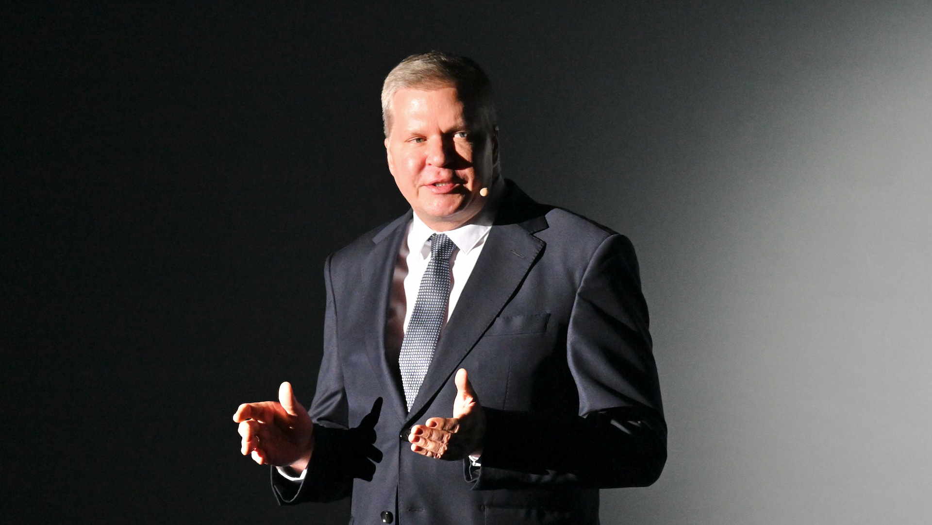 フェラーリ極東・中東地域代表のディーター・クネヒテル氏