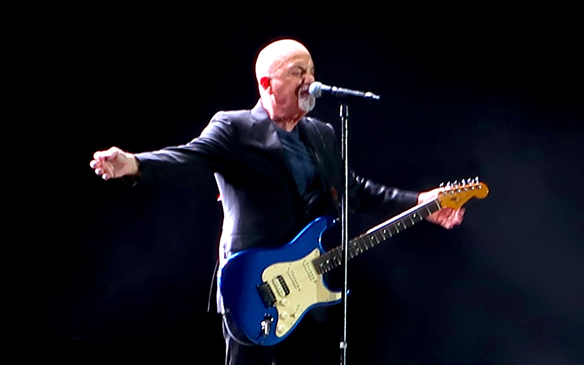 2021年のアメリカGPでライブを行なったビリー・ジョエル氏