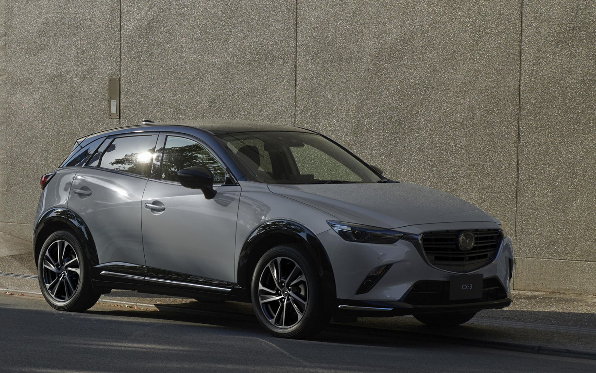 MAZDA CX-3特別仕様車「Vivid Monotone」