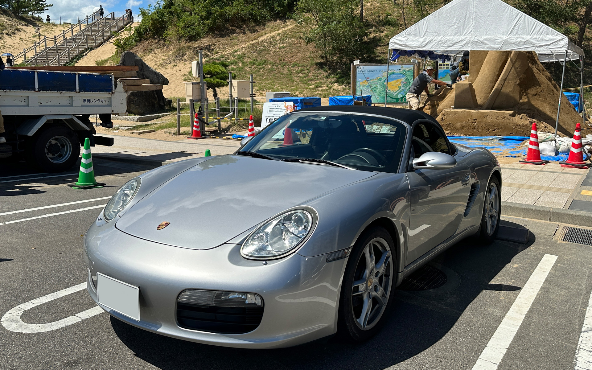 写真はひさびさにボクスターでお出かけした時のもの