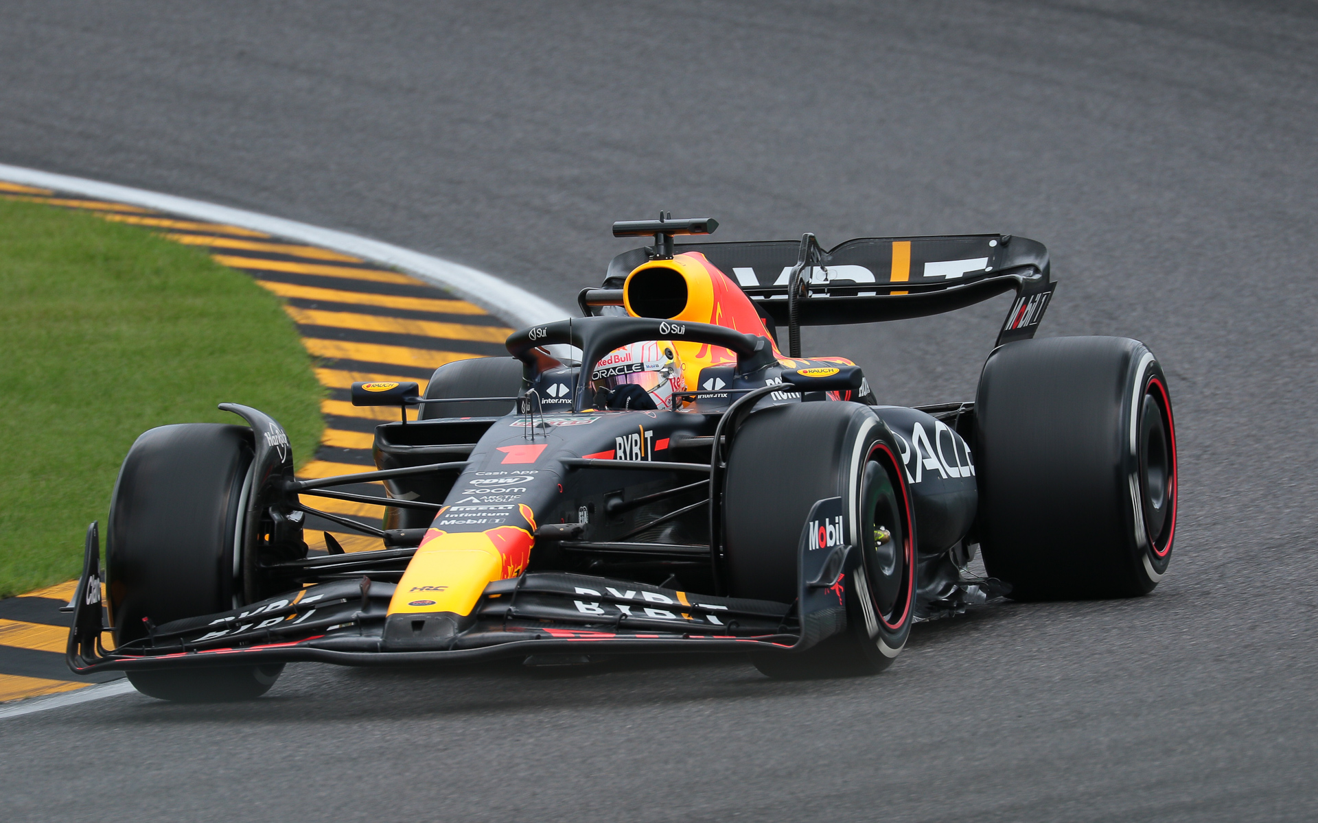 ポールポジションを獲得したマックス・フェルスタッペン選手