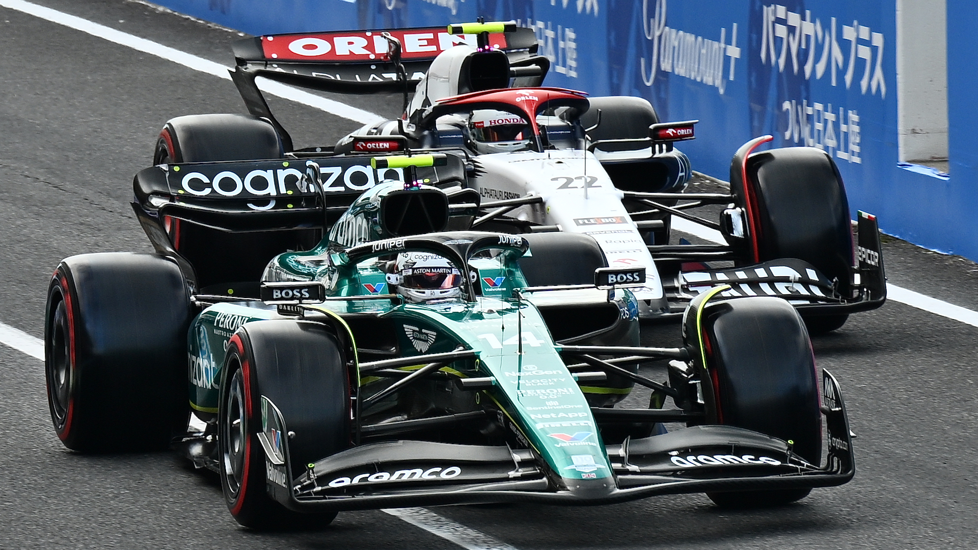 角田選手とアロンソ選手の予選順位争いは見ていて楽しかった。予選終了後はピット裏で報道陣に囲まれ、うれしそうな表情を見せていた角田選手