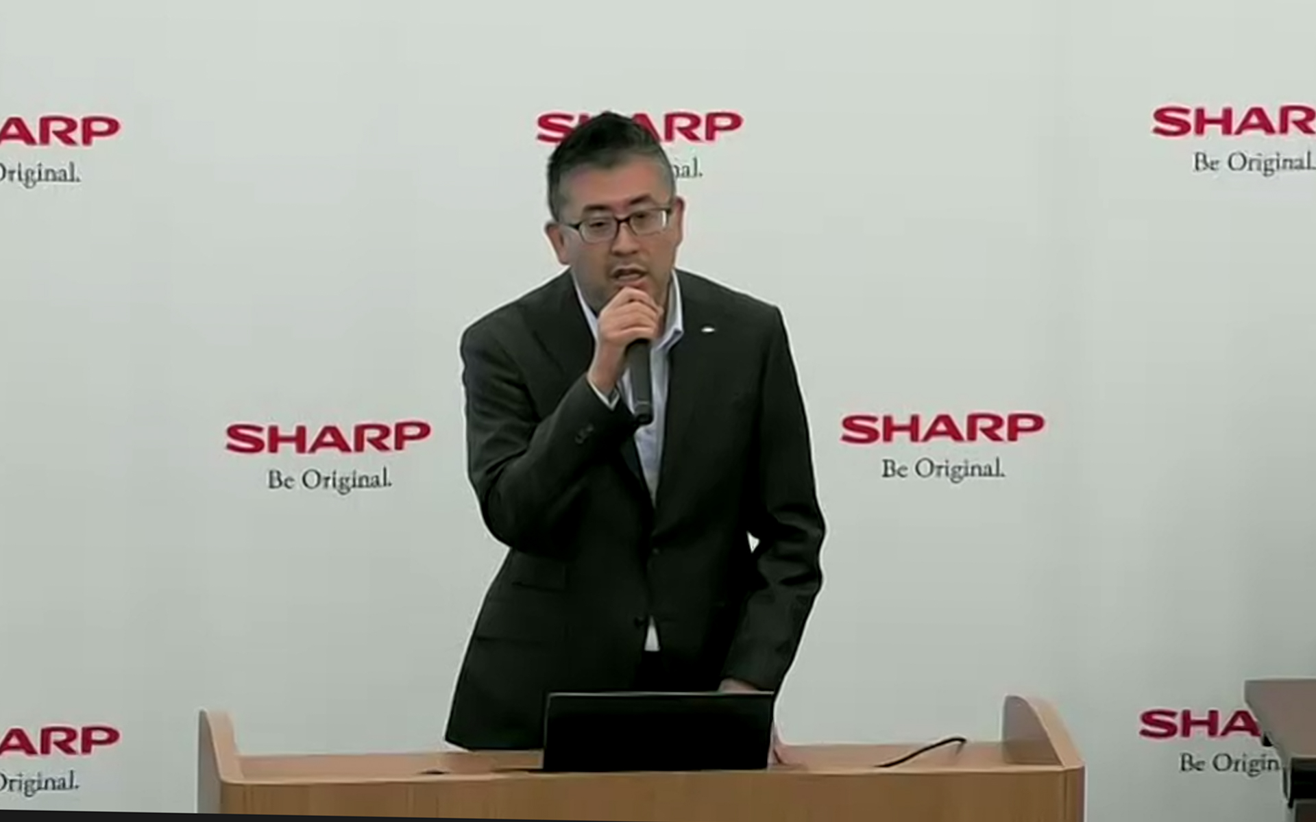 シャープ スマートアプライアンス ソリューション事業本部 PCIヘルスケア事業部副事業部長兼PCIソリューション推進部長の岡嶋弘昌氏