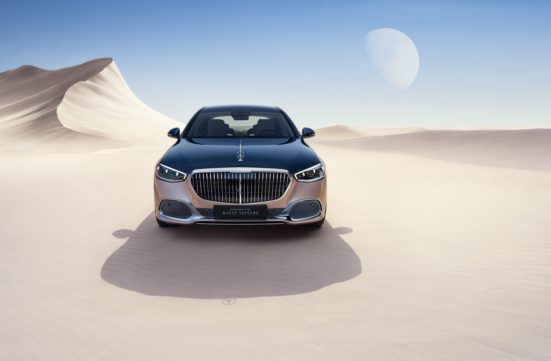 日本限定3台の特別仕様車「メルセデス・マイバッハ Sクラス オート ヴォワチュール」