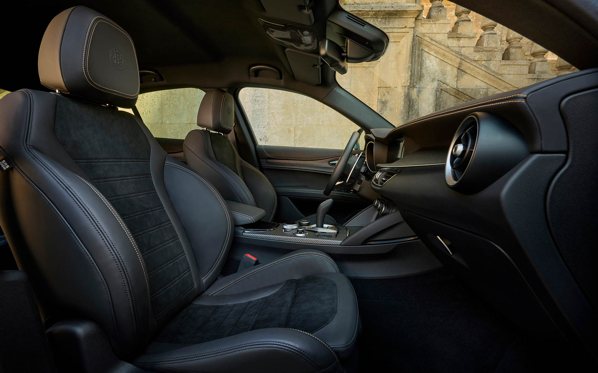 ステルヴィオ クアドリフォリオ 100th アニヴェルサリオ