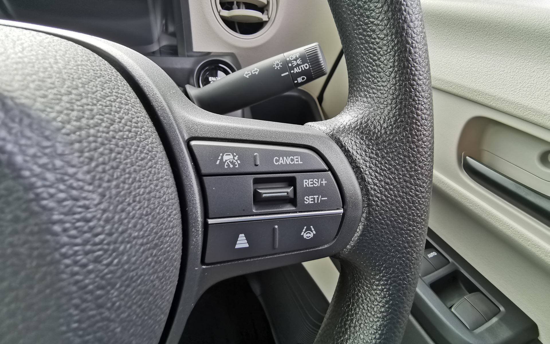 新型N-BOXはシンプルで使いやすくなっている