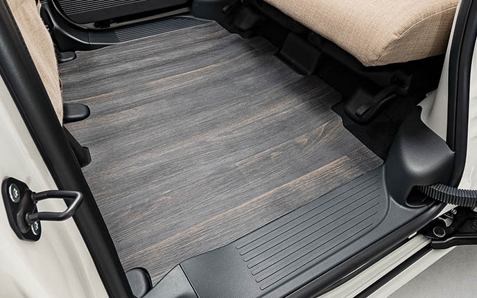 フロアカーペット フローリングタイプ（フロント/リアセット：2万8600円）