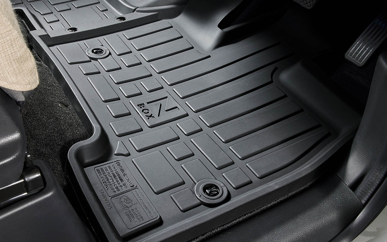 オールシーズンマット（フロント用：9900円）