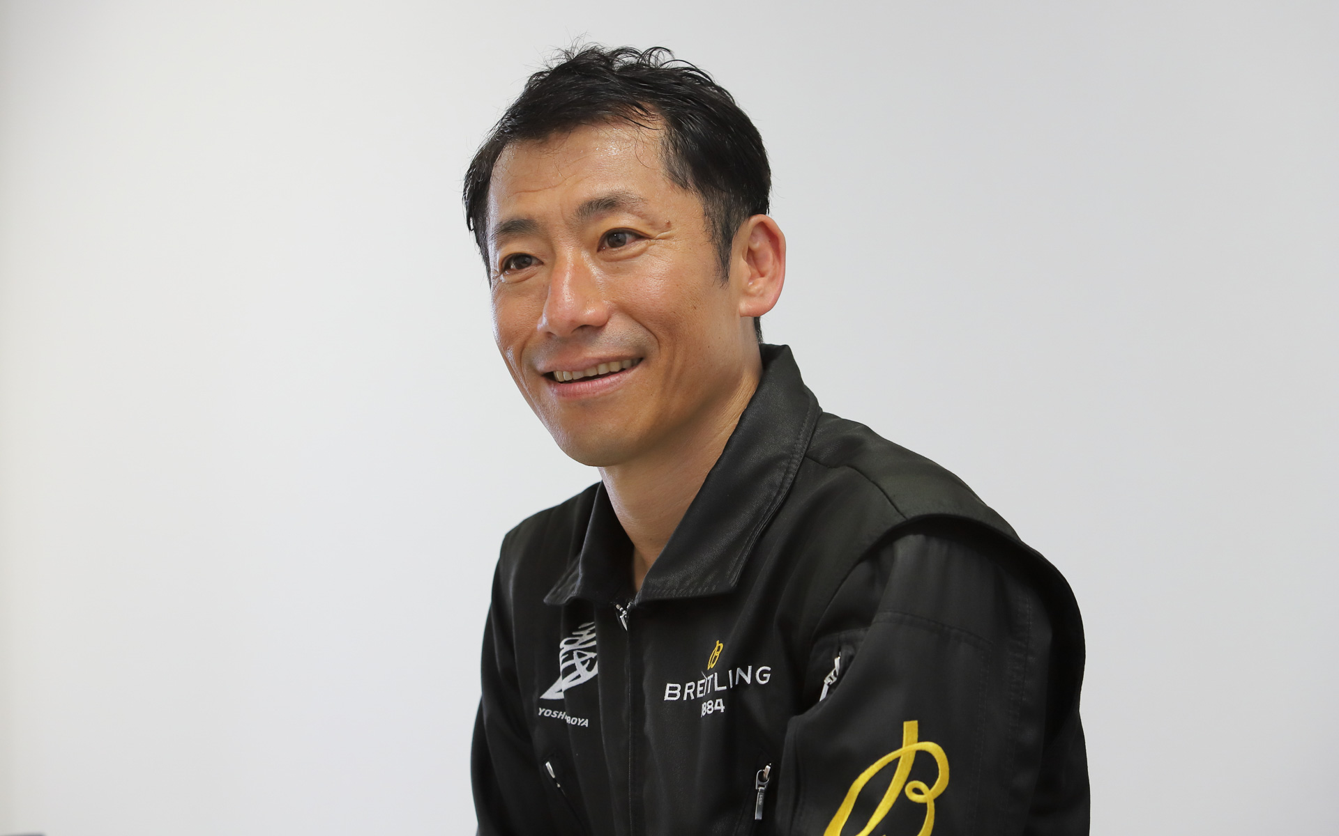 エアレースXに挑む室屋義秀選手