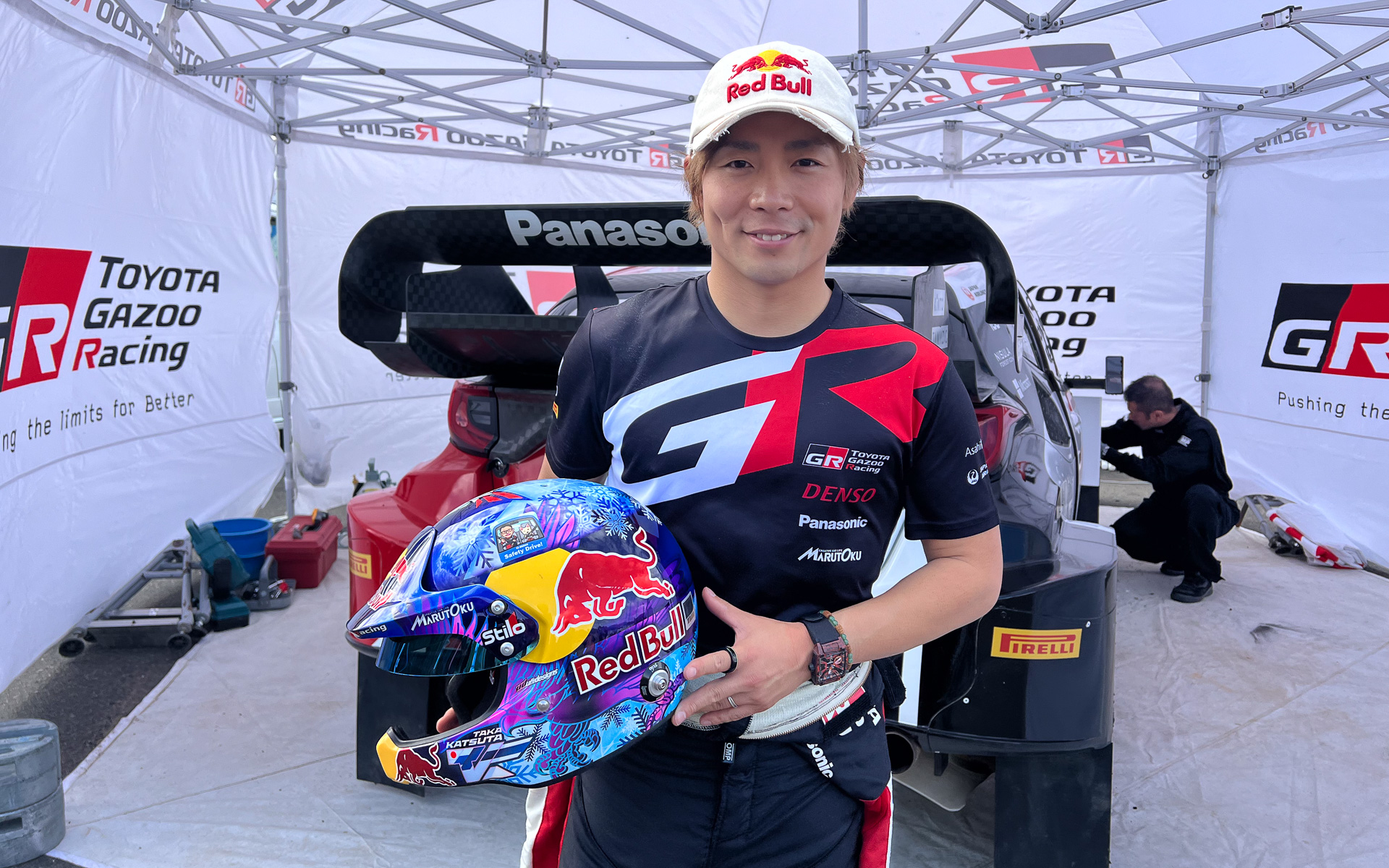 TOYOTA GAZOO Racing World Rally TeamからWRCに参戦中の勝田貴元選手。岡山国際サーキットのフォーミュラドリフトジャパン最終戦でデモランを披露