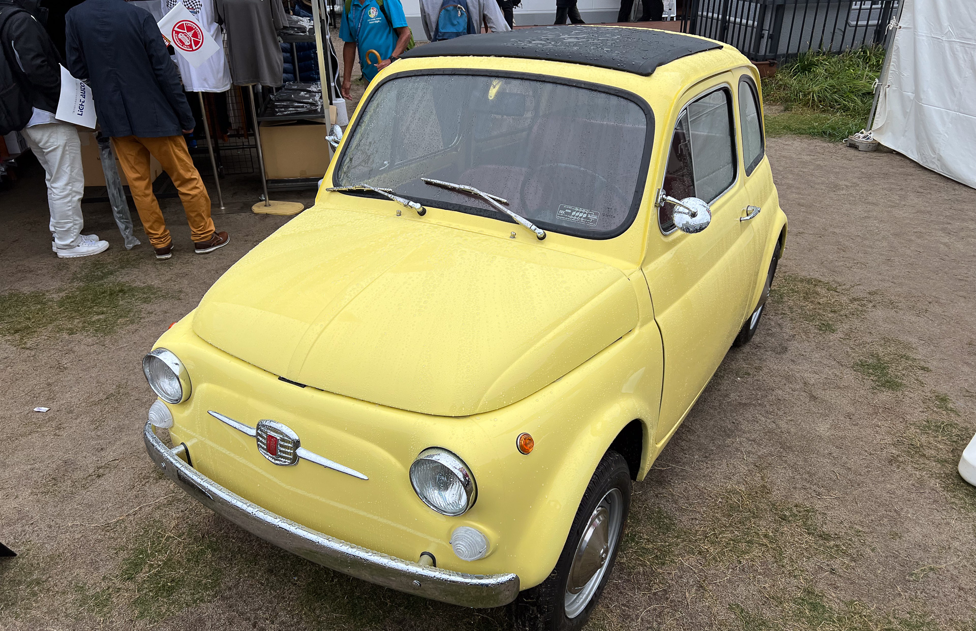 ジブリ映画関連というよりも、大塚康夫氏の愛車として有名。大塚さんはモトラも印象的でした