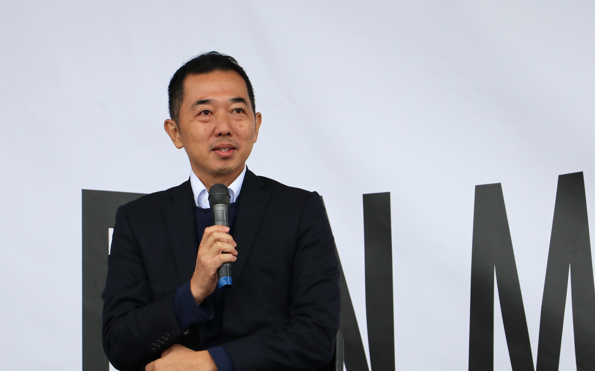 KDDI株式会社 パーソナル企画統括本部 プロダクト企画部 戦略グループ コアスタッフ 伊藤悟氏から今回の取り組みの説明が行なわれた