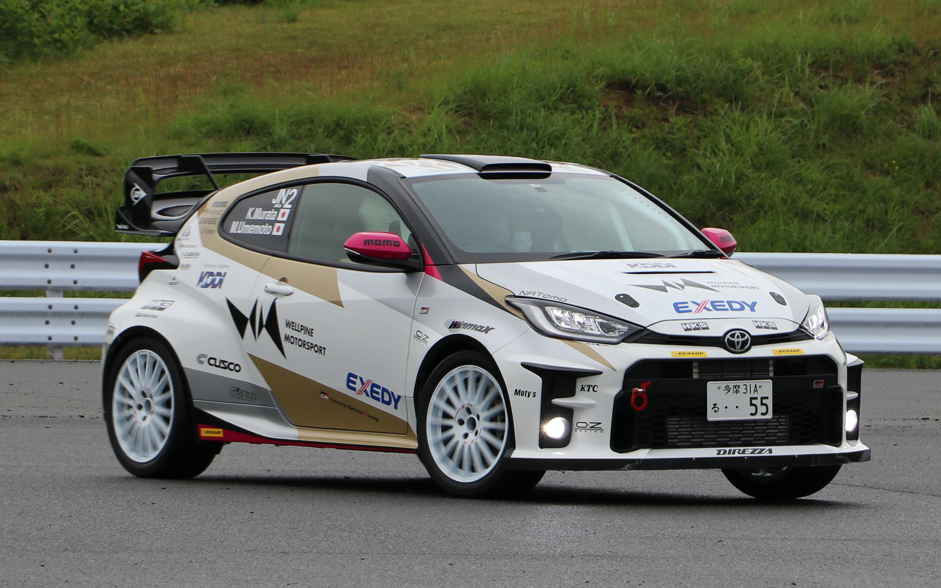 フォーラムエイト・ラリージャパン2023に参戦するウェルパイン モータースポーツのGRヤリス。ラリージャパンに参戦する村田康介選手が同乗走行を実施