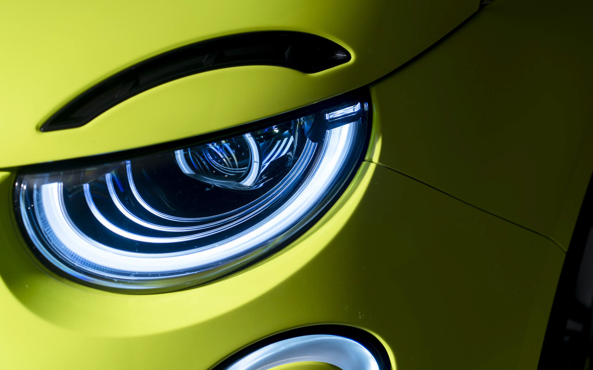 LEDヘッドライト