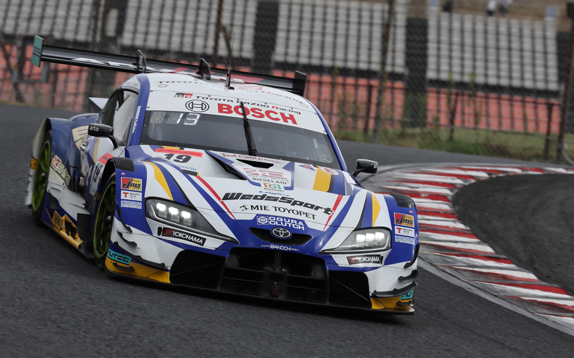 予選2位は19号車 WedsSport ADVAN GR Supra（国本雄資/阪口晴南）