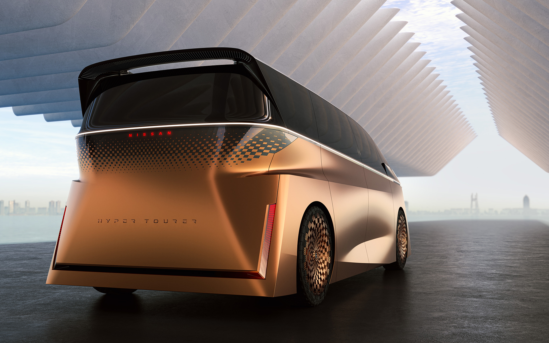 エクステリアは日本の伝統美を表現する滑らかなボディパネルとシャープなキャラクターラインで構成