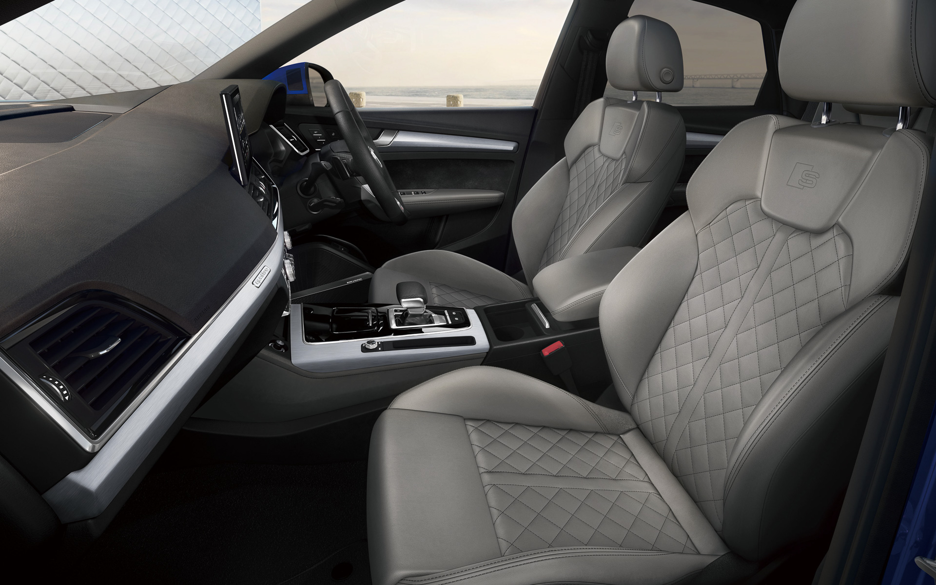 Q5 スポーツバック high style