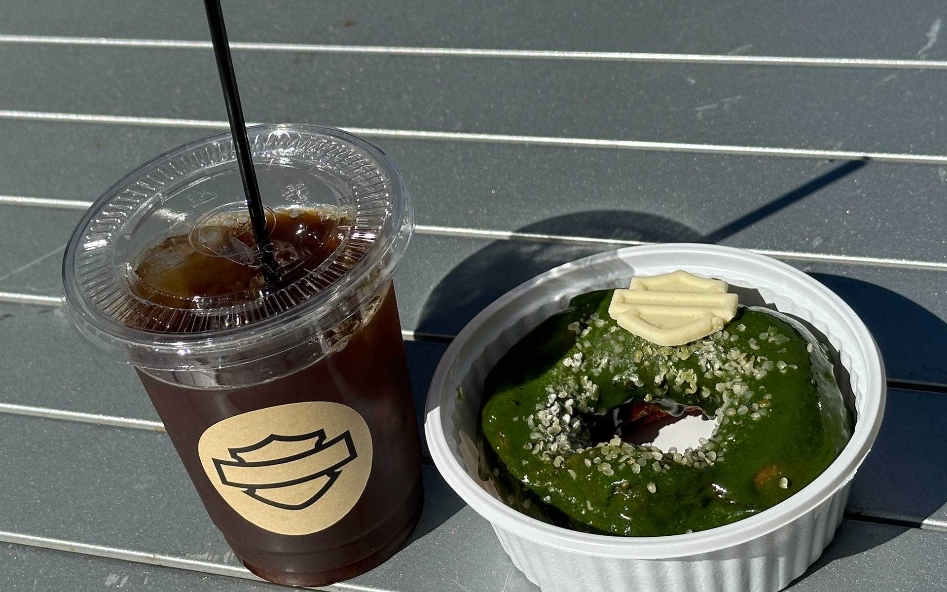 ハーレーオリジナルのドーナッツが楽しめる