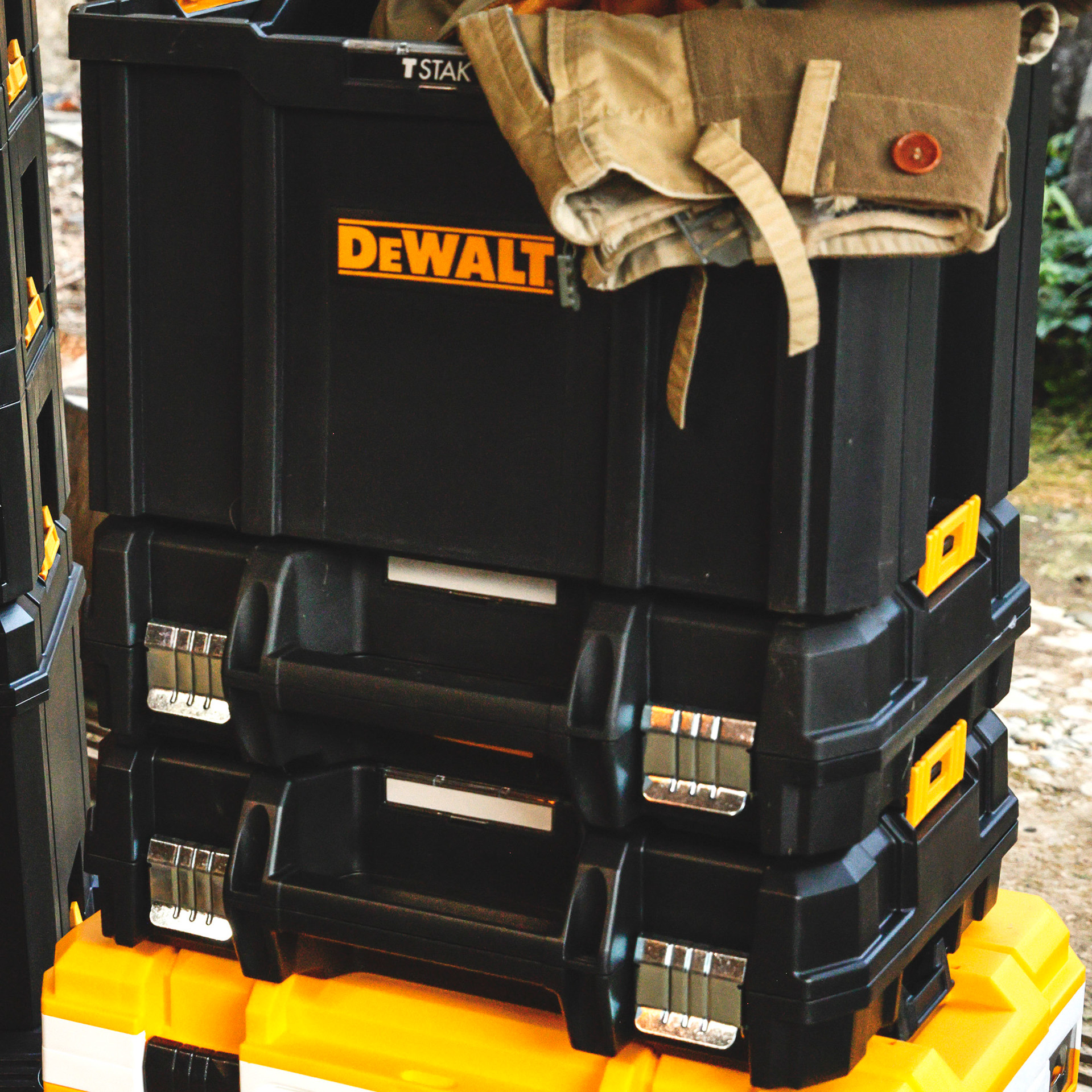 どちらの製品も、ツールボックス「TSTAK（ティースタック）」シリーズに連結できるキットボックスが付属する