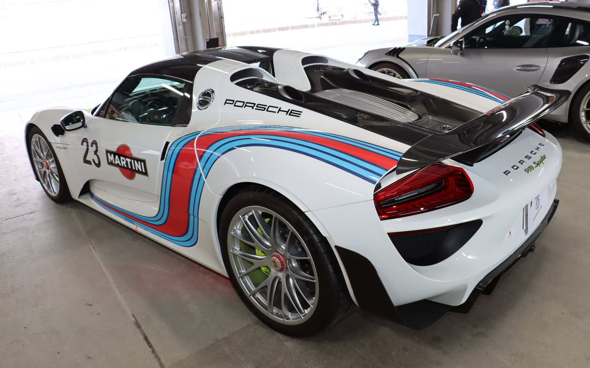 「918 スパイダー ヴァイザッハパッケージ」