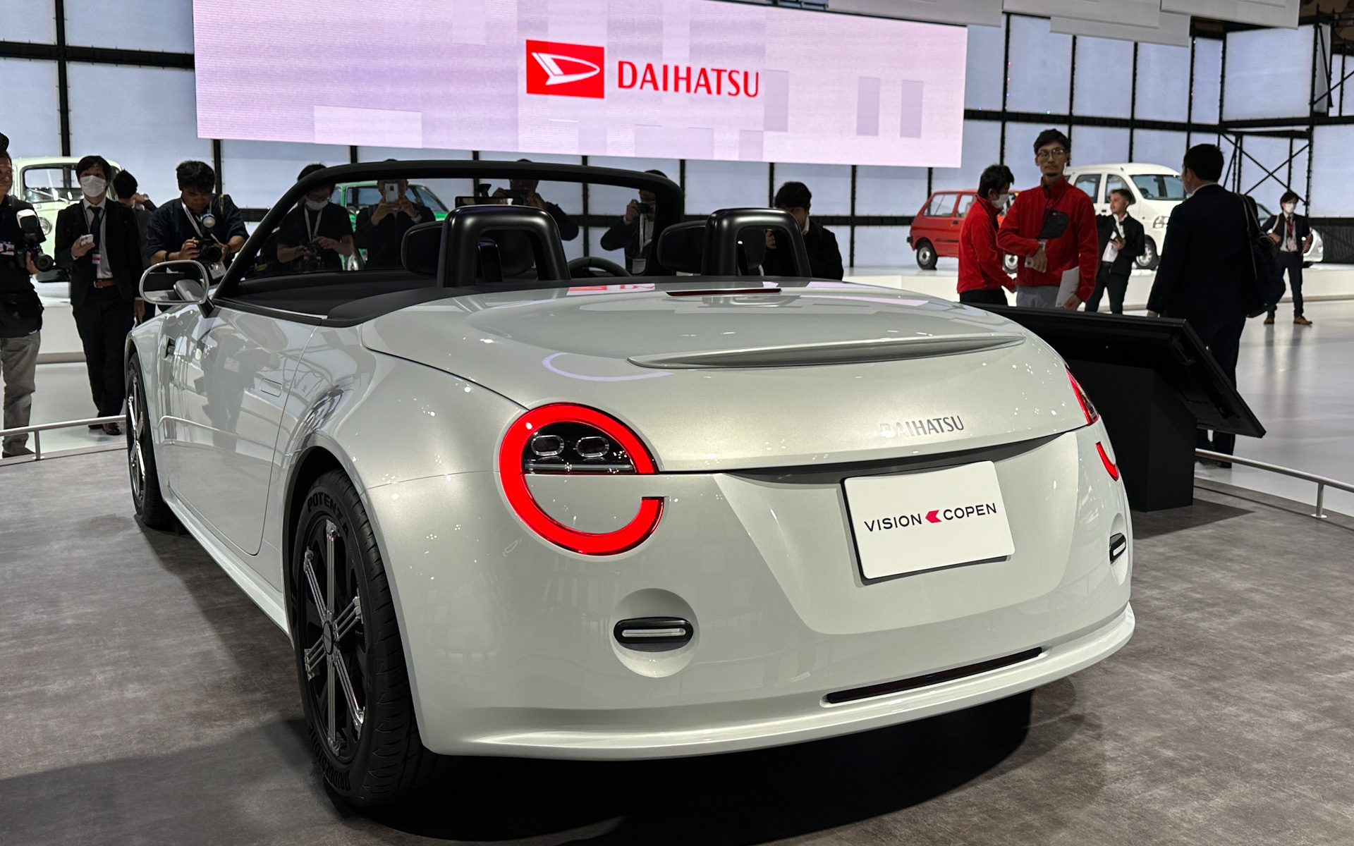 ダイハツのFRオープンスポーツ「ビジョン コペン」