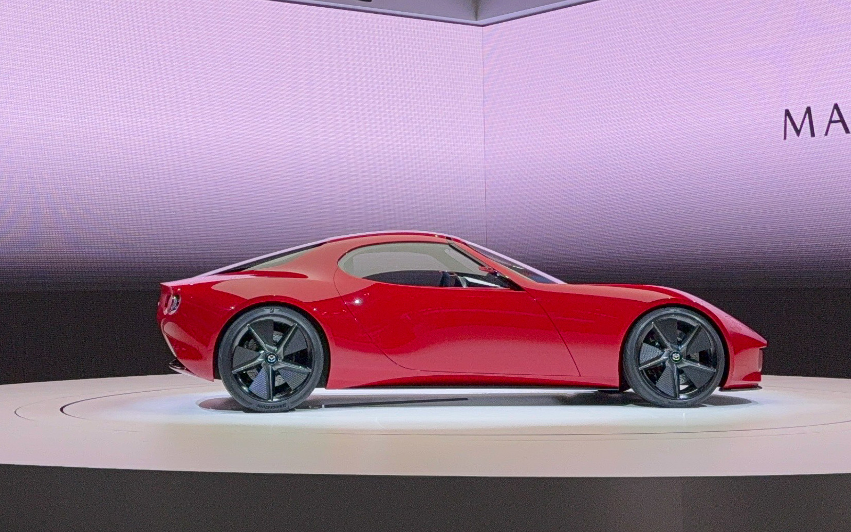 2ローターで水素などを燃料に発電を行なう2ローターRotary-EVシステム搭載