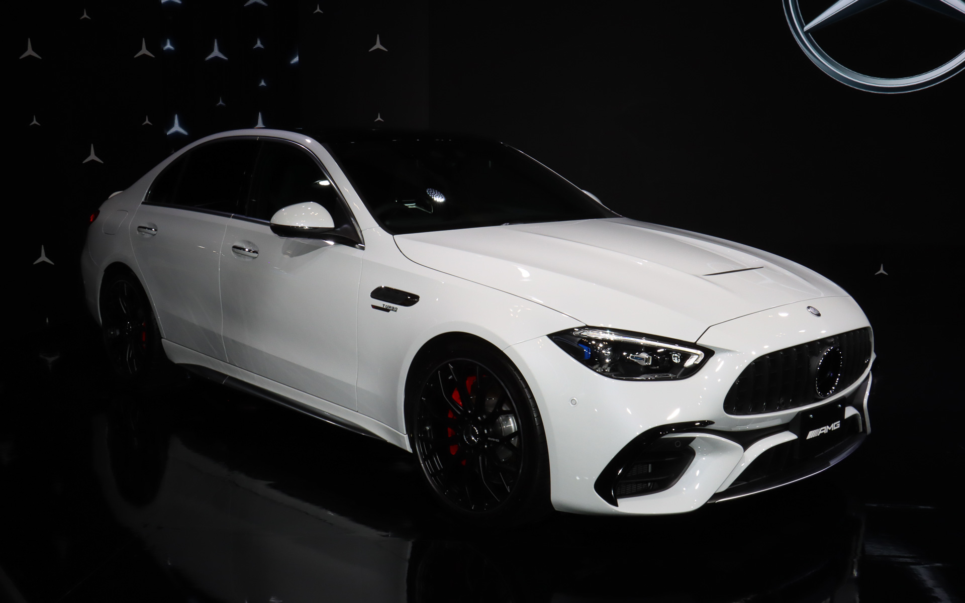 「メルセデスAMG C 63 S E PERFORMANCE」