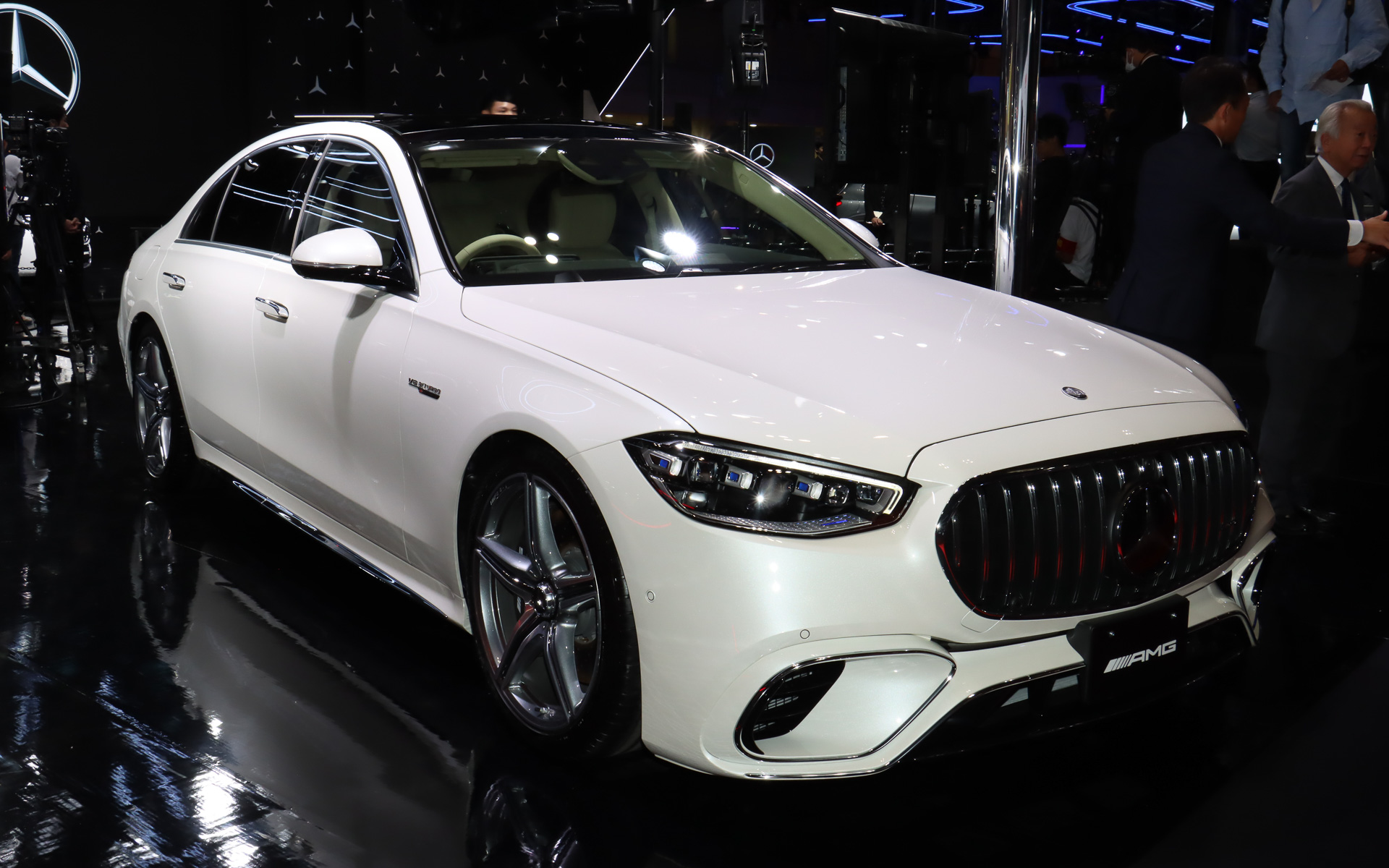 「メルセデスAMG S 63 E PERFORMANCE」