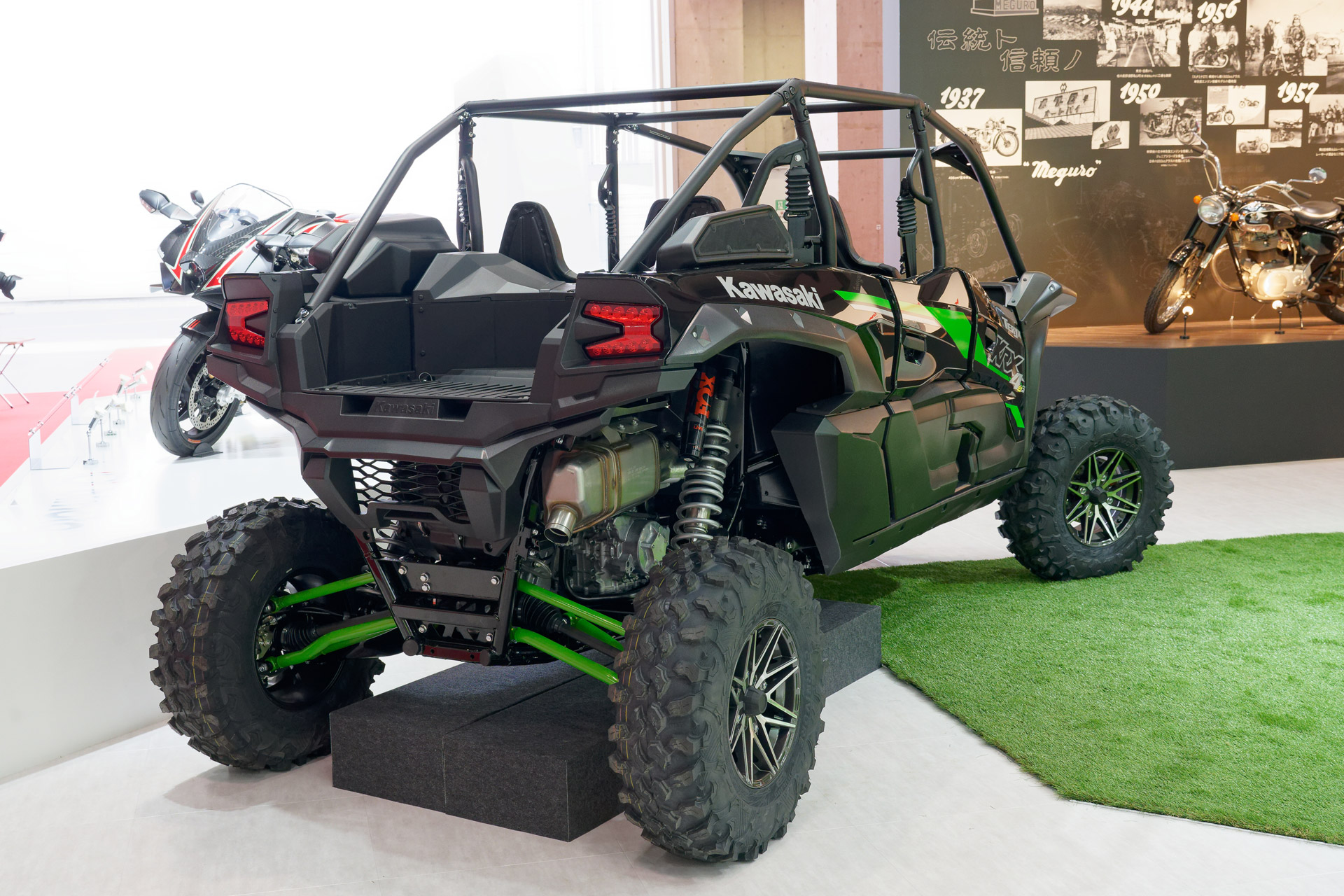 北米で高い人気を誇るオフロード四輪「Teryx KRX4 1000 eS」