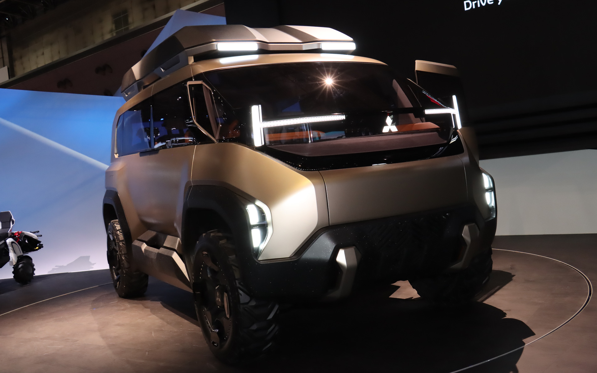 「D：X コンセプト」