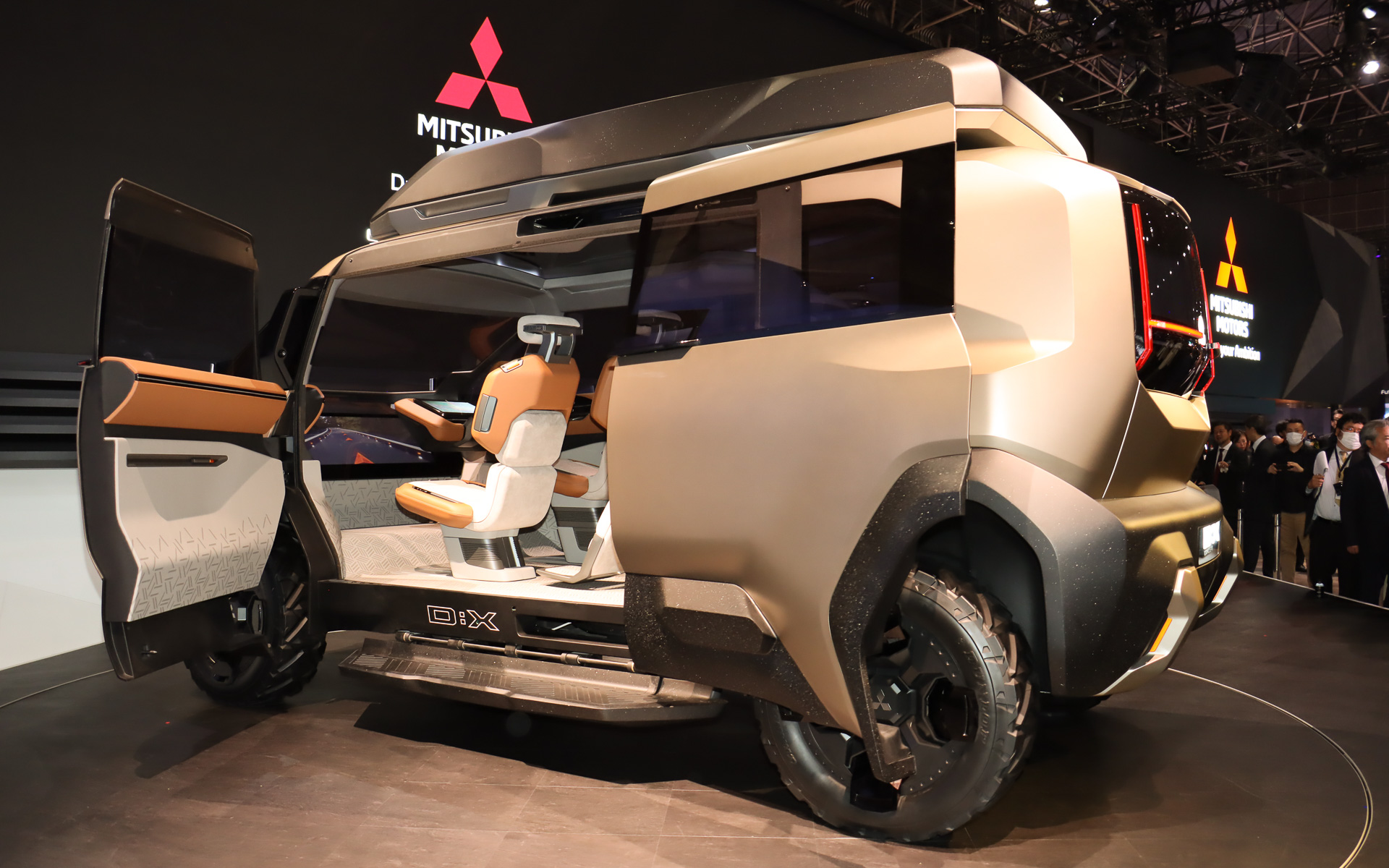 「D：X コンセプト」