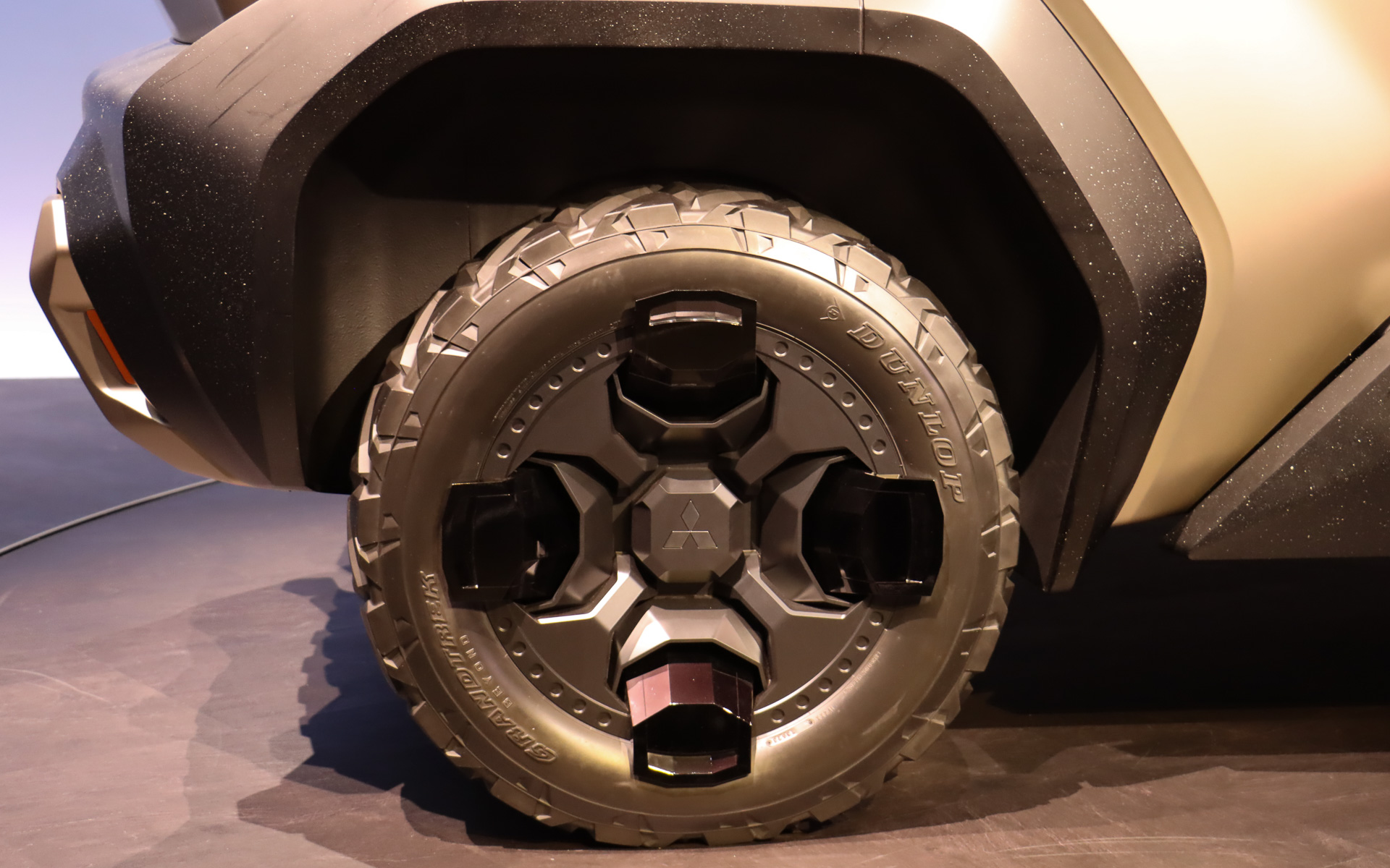 「D：X コンセプト」