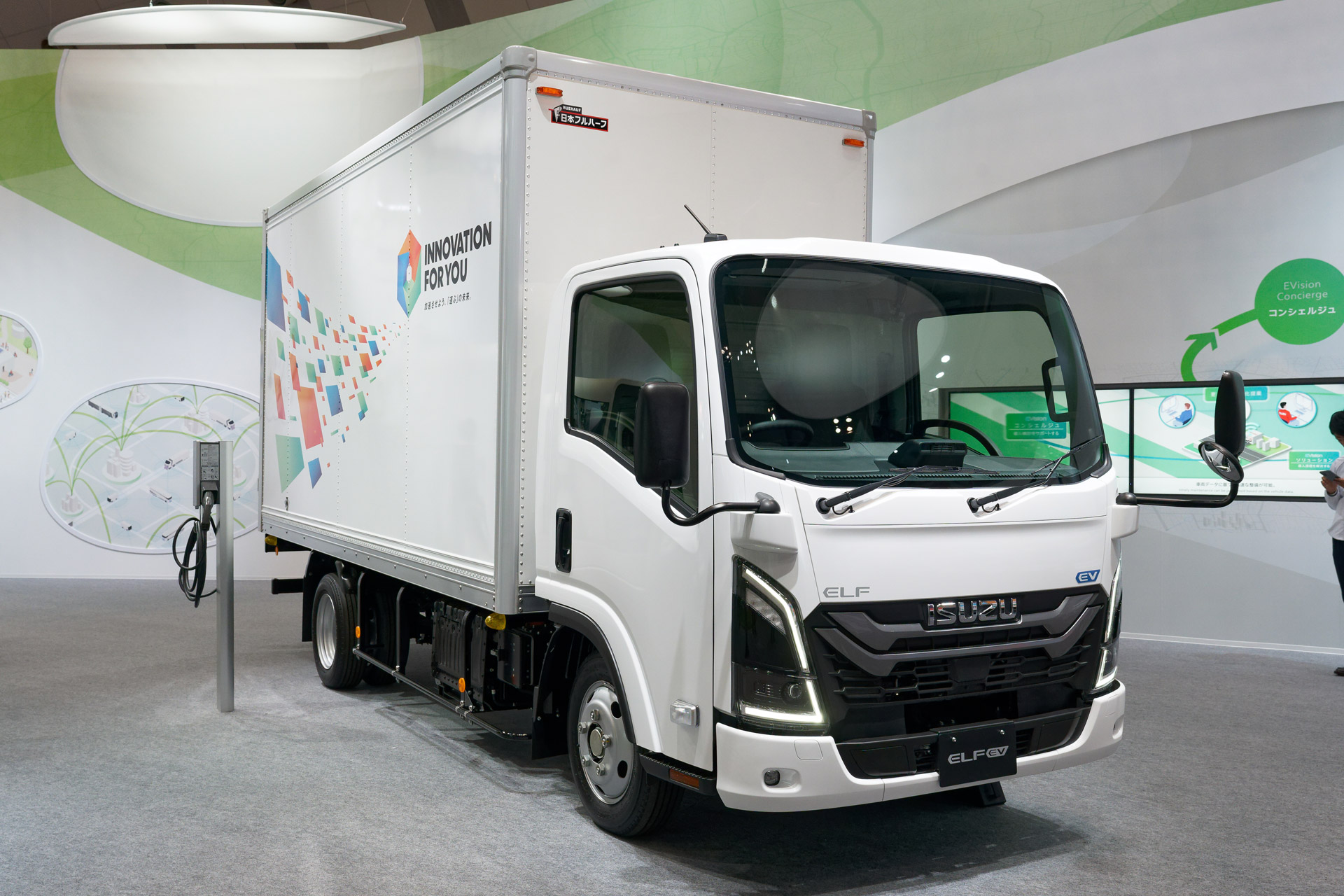 中型の「ELF EV」シリーズ