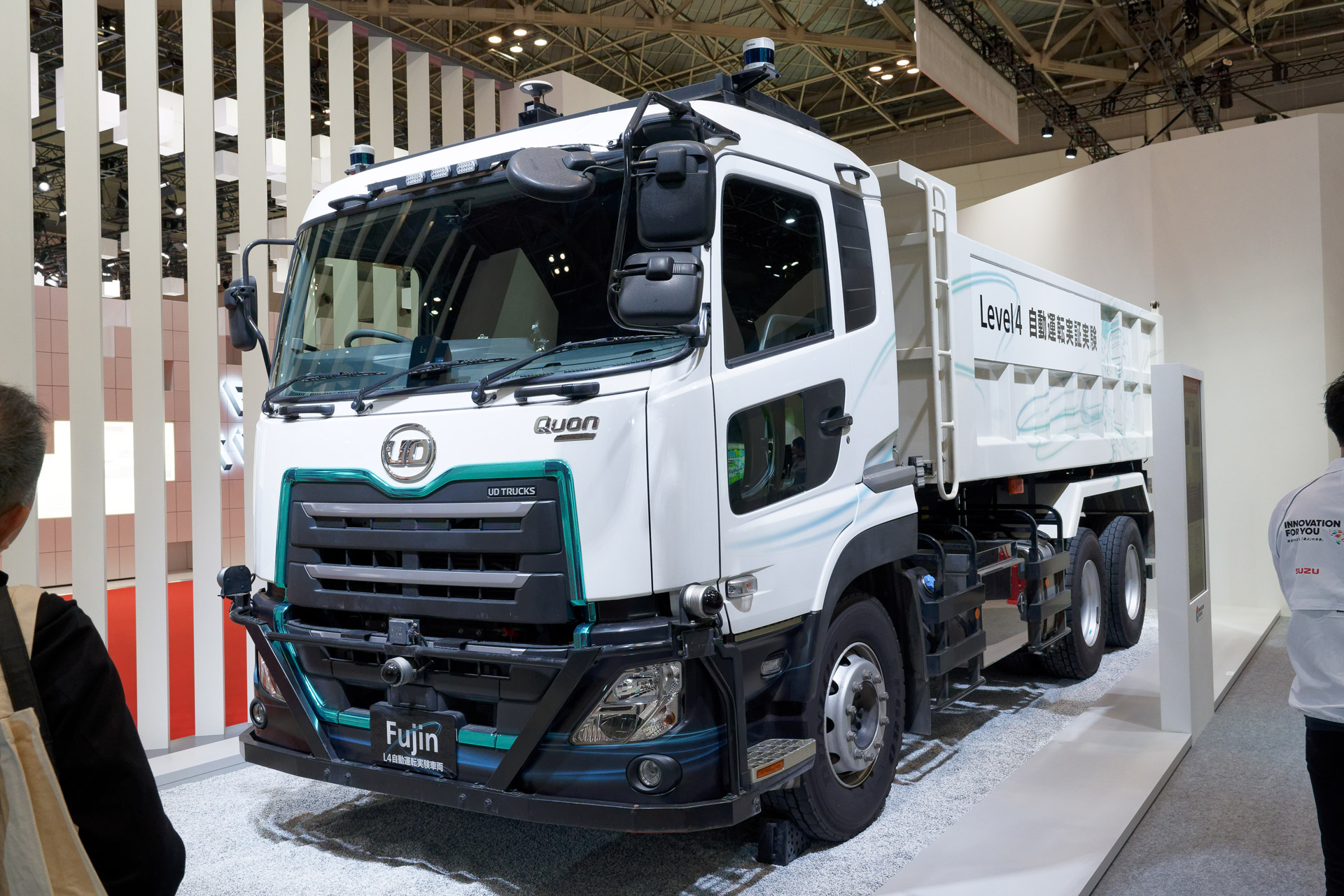 レベル4自動運転の実証実験車両「Fujin（風神）」