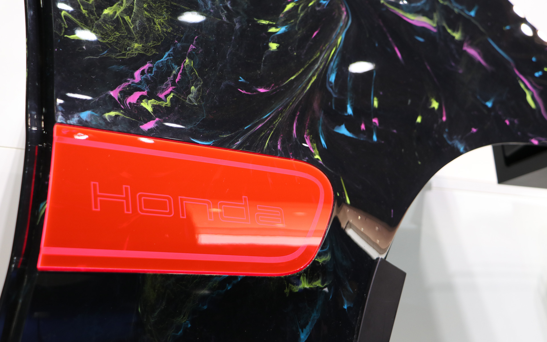 塗装では難易度の高い複雑なグラデーション