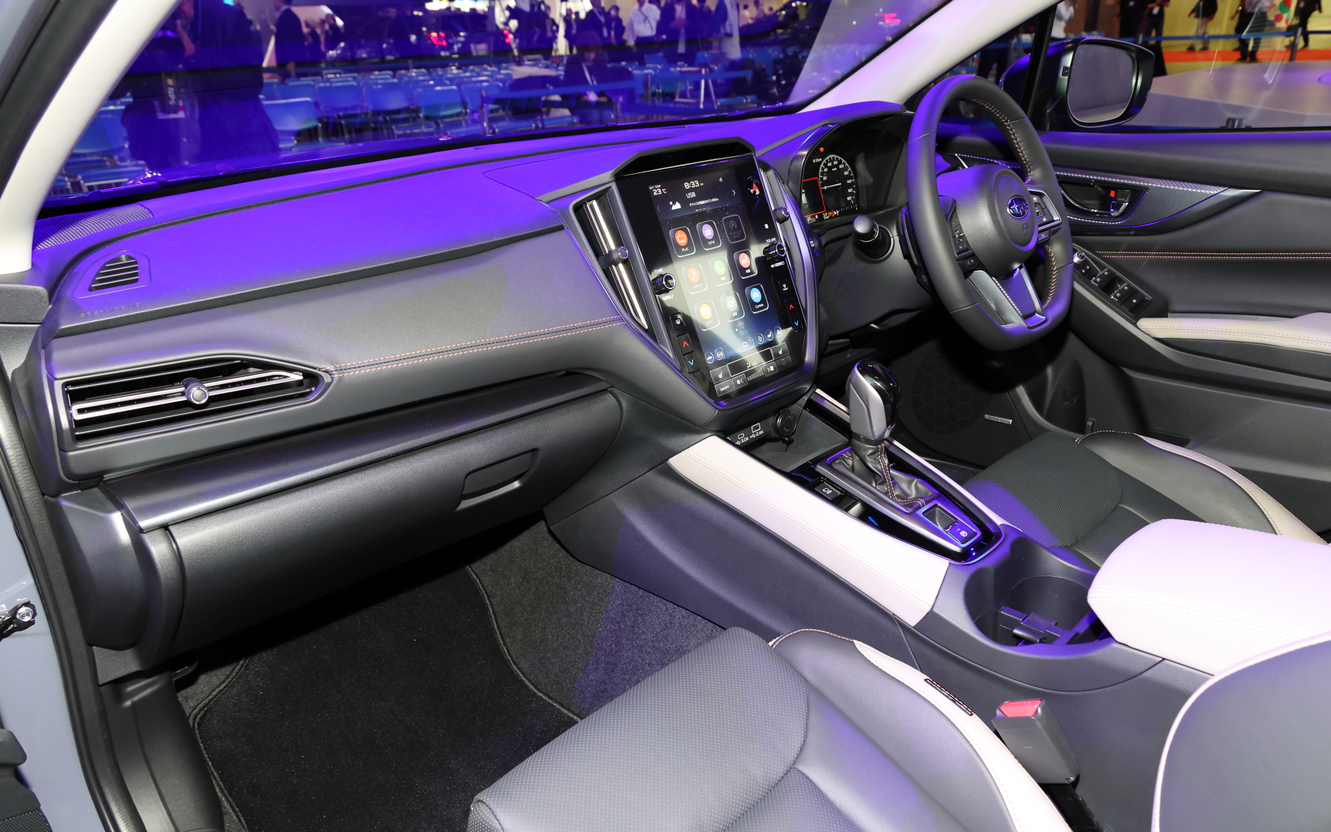 レヴォーグ レイバック「Limited EX」純正アクセサリー装着車 市販モデル